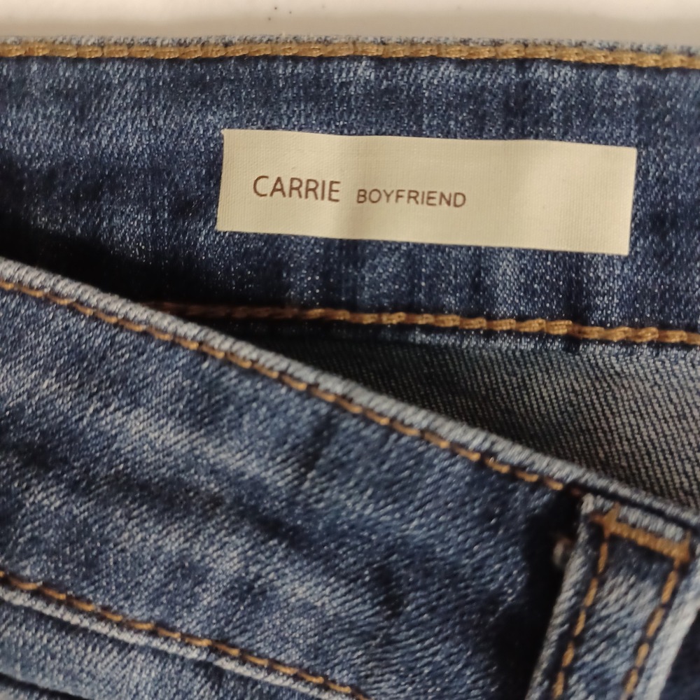 Women's KUT from the Kloth Carrie Boyfriend Medium Wash Jeans in a Size 6 - Picture 6 of 13
